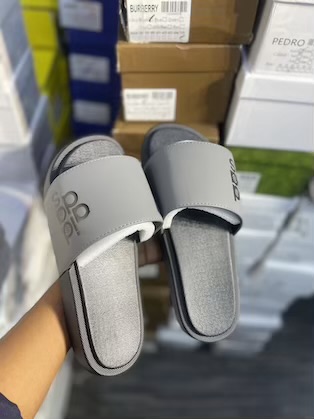 Slide16(Adidas)